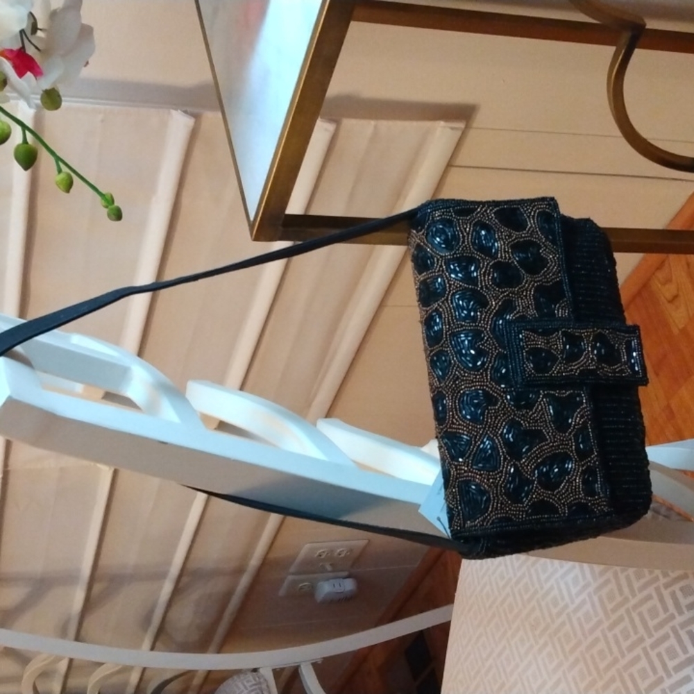 NWT Black Beaded Bag w/Leopard Pattern.